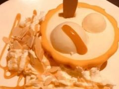 弹汤团形蛋糕-星巴克(武汉金色港湾店)