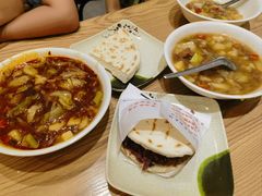 -马光荣肉丸糊辣汤(边东街店)