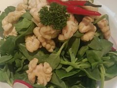 -阿瓦山寨·湘菜现炒·剁椒鱼头王(咸阳总店)