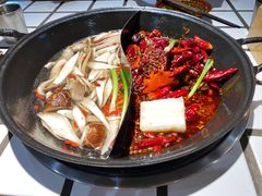 -贰回巷火锅馆(钟楼店)