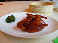 玻璃脆皮乳鸽-利苑酒家(金宝店)