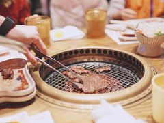 小哥哥帮烤肉-肉魁屋·烧肉·烧鸟·酒场(高新店)