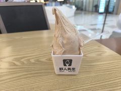 焦糖海盐冰淇淋-野人先生Gelato(上海长宁龙之梦店)