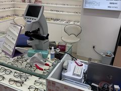 -美式眼镜·授权蔡司.依视路.尼康.豪雅.明月(南翔印象城店)