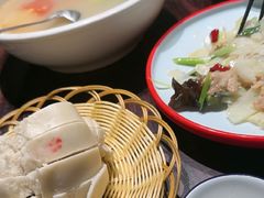 -蓝田九大碗民俗食府(蓝田店)