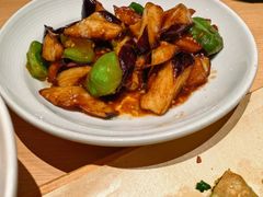 -关东小磨东北菜(上海长风大悦城店)
