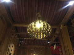 -老牌坊云南鱼豆花火锅(爱建店)