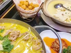 -新白鹿餐厅(百联中环店)