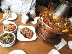 -炉小二铜锅牛蛙•川湘菜(三里屯店)