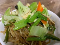 -大姨捞面(新安花园店)