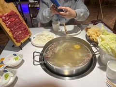 -和兴记潮汕牛肉火锅(太原街万达店)