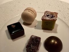 -Le Bernardin