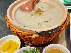 潮界生滚牛肉粥-潮界(虹桥新天地店)