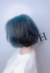 -变画·发型STUDIO