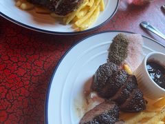 -羽深肉铺 Steak & Wine