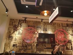 -何妹湿辣牛肉·粤式烧烤砂煲(桂雅路店)