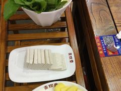 -亮欢寨酸汤鱼(沙冲路店)