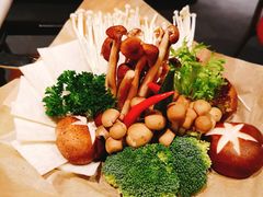 -煲宫猪肚鸡(晶品店)