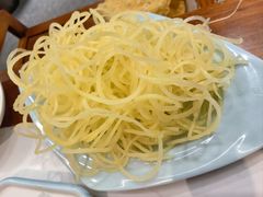 -乡土黄·鲜牛肉火锅·小龙虾(兴业街店)