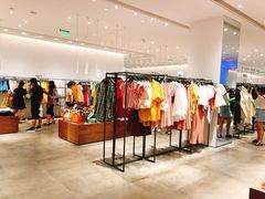 -URBAN REVIVO(西安Momopark店)
