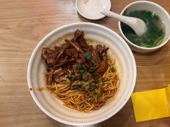 -佬钱湾仔(衣裳街店)