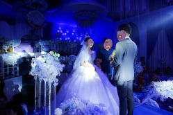 -喜喜婚纱HAPPINESS STUDIO奢定馆(海淀体验馆)