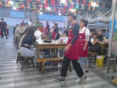 -正南齊北重庆老火锅(光华村直营店)