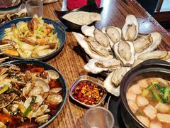 -蚝堡海鲜·威海菜·海肠捞饭·烧烤·亚洲吃蚝公司(幸福门店)