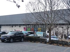 -乔波室内滑雪场
