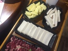 -捞围鲜·港式打边炉(海阳路店)