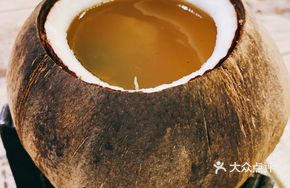 Coconut-Stewed Bamboo Chicken