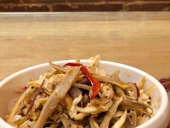 椒麻小公鸡-锅儿挑面馆