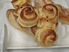-华荣西饼屋(永护店)