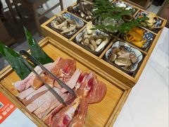 -花菇朵 ll 野生菌锅·精品滇菜(后沙峪店)