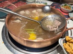 -牛村来人潮汕牛肉火锅(西单店)