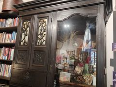 -荒岛书店(黄县路店)