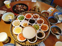 -包整·丝娃娃(一览甲秀楼风景店)