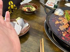-黄潇洒老火锅(九眼桥宏济巷店)