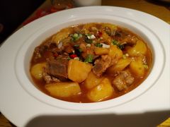 -爱碗亭·鲜炒湖南菜(壹城中心店)
