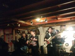 -南锣鼓巷吉他吧(鼓楼店)