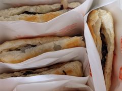 -李春秋驴肉火烧总店