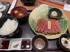 -牛カツ京都勝牛(河原町蛸薬師店)