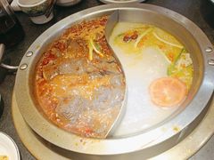 -沸炉重庆老火锅(军事博物馆店)