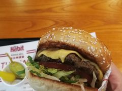 -The Habit Burger Grill 哈比特汉堡(复兴soho店)