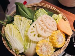 时令蔬菜拼盘-赤RedBowl川锅·炙烤·板前(北京瑰丽酒店)