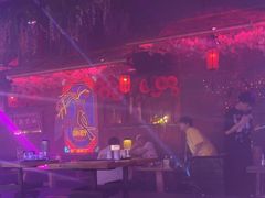 -喜鹊音乐酒馆(西街店)