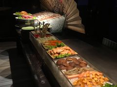 -唐拉雅秀酒店-西锦汇空中BBQ·思创餐厅