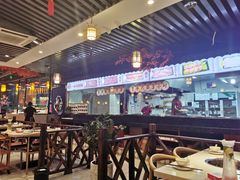 大堂-山海龙·潮汕牛肉火锅(奥林春天店)