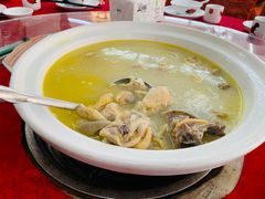 猪肚鸡汤-鸡冠山庄