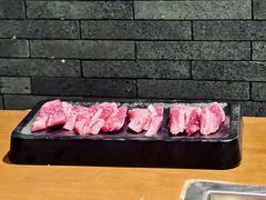 -肉甲韩国木炭烤肉(新壹街1店)